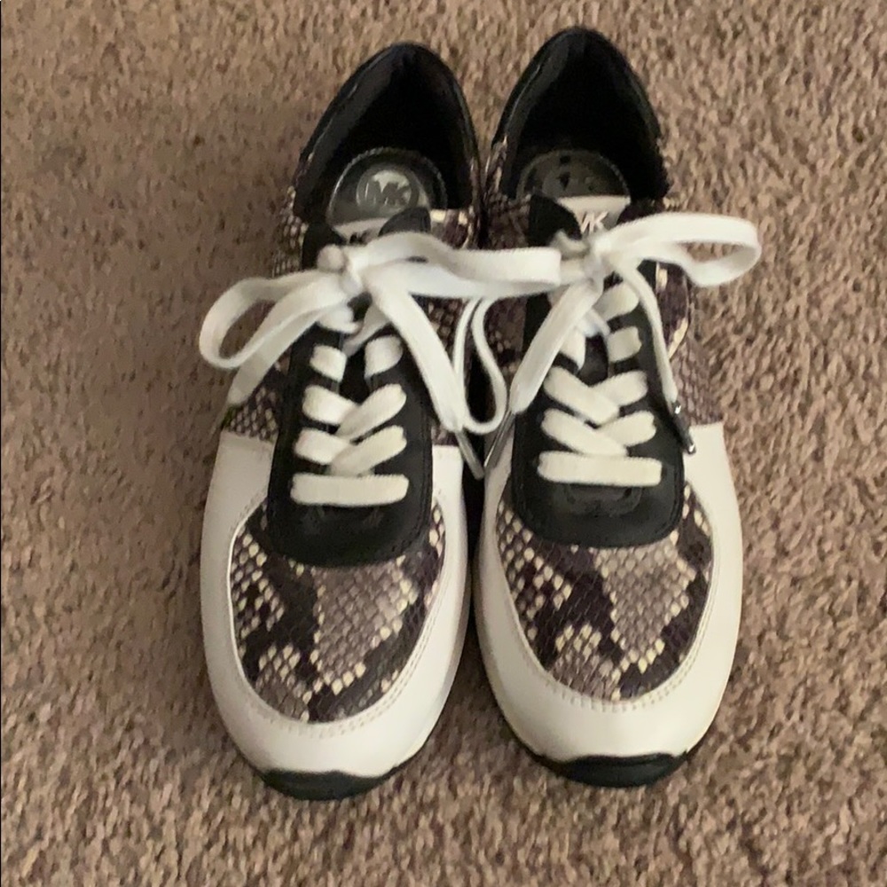 Michael Kors Sneakers Size 6.5